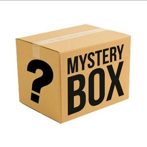 Supreme Other - 🔸Supreme $150 mystery box Supreme Other - 🔸Supreme $150 mystery box